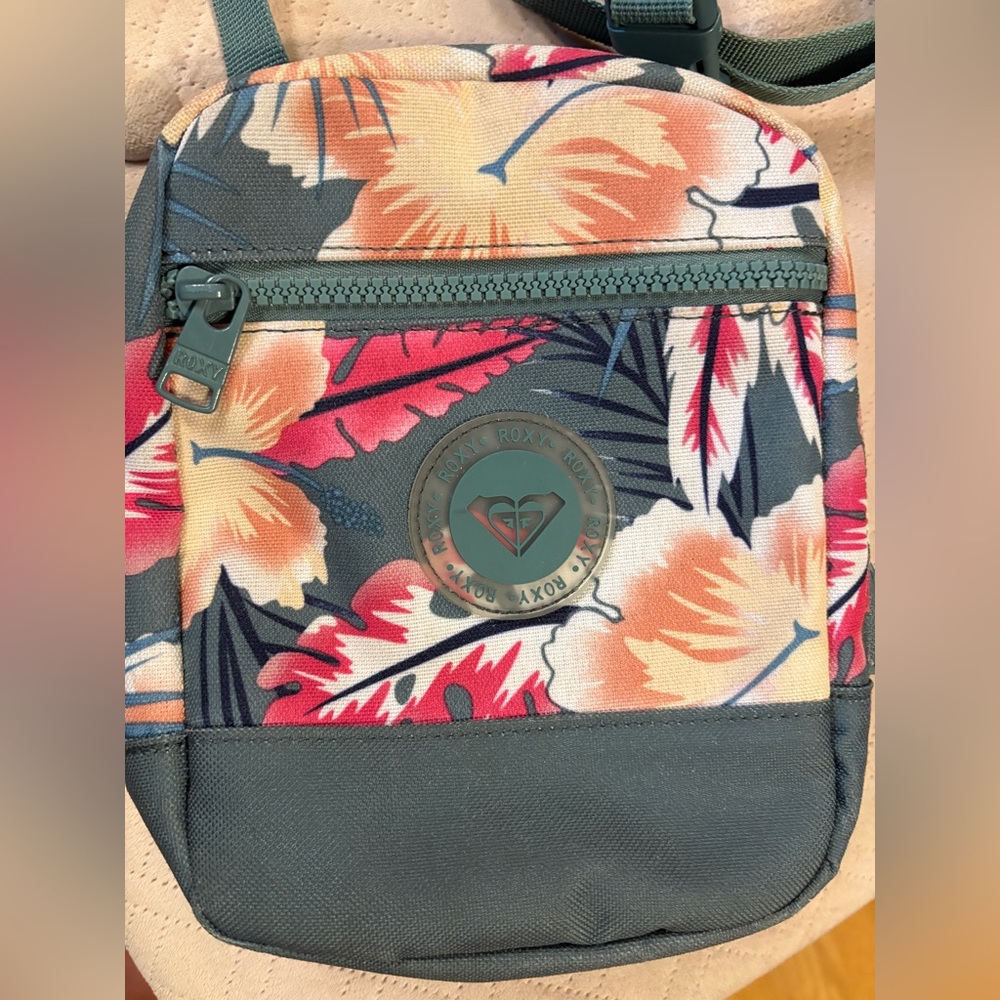 Roxy Floral Crossbody Bag
